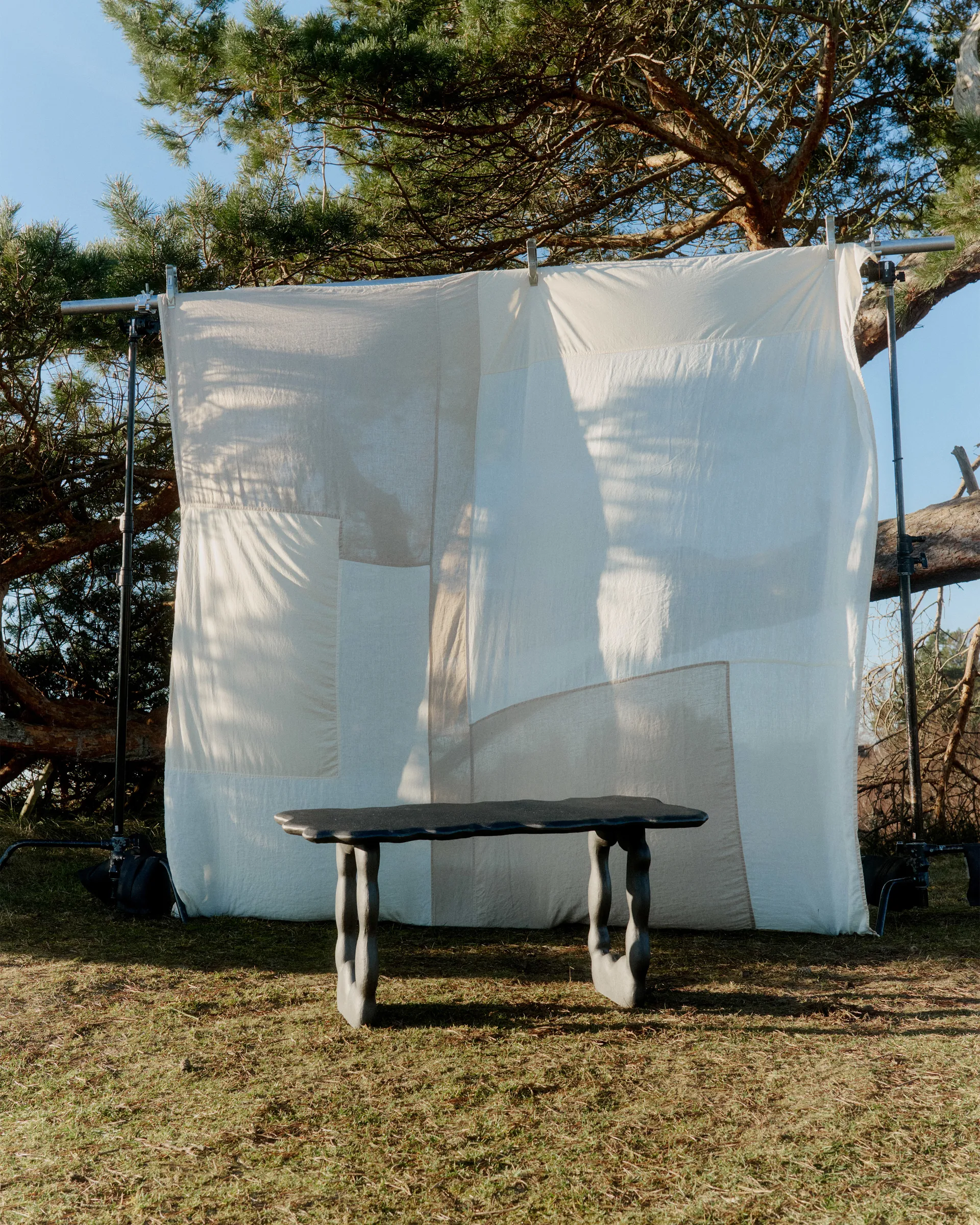 Dal Piece τραπεζάκι του καφέ 100x50x47 cm, Μαύρο Αλουμίνιο Ferm Living