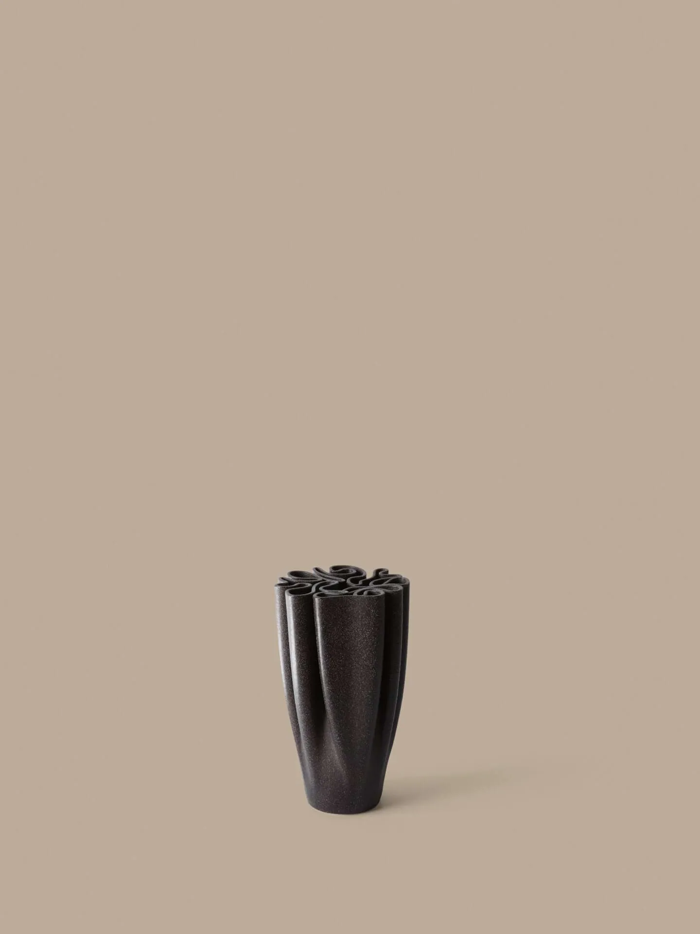 Dedali επιδαπέδιο βάζο, Dark brown Ferm Living