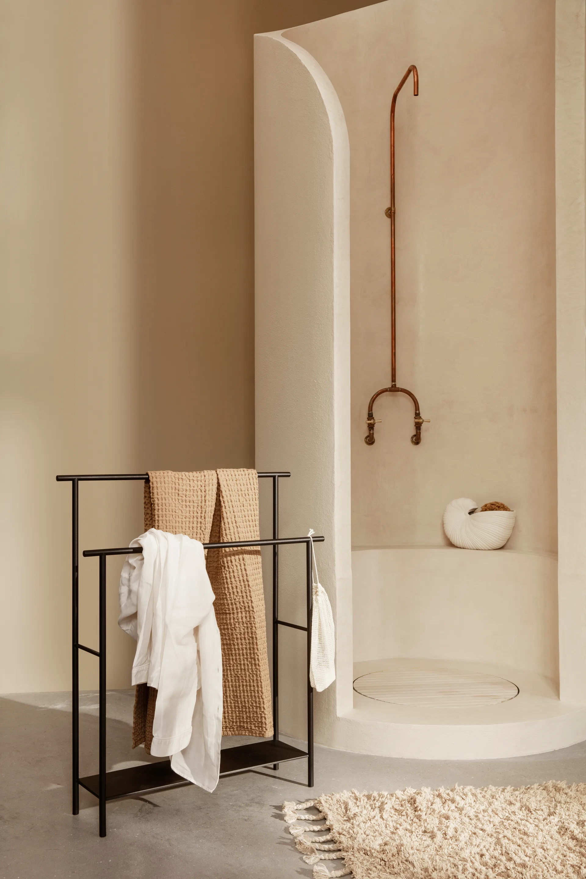 Dora κρεμάστρα πετσετών, Black Ferm Living