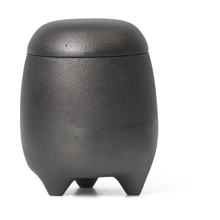 Evoke κερί σε βάζο, Μαυρισμένο Αλουμίνιο Ferm Living