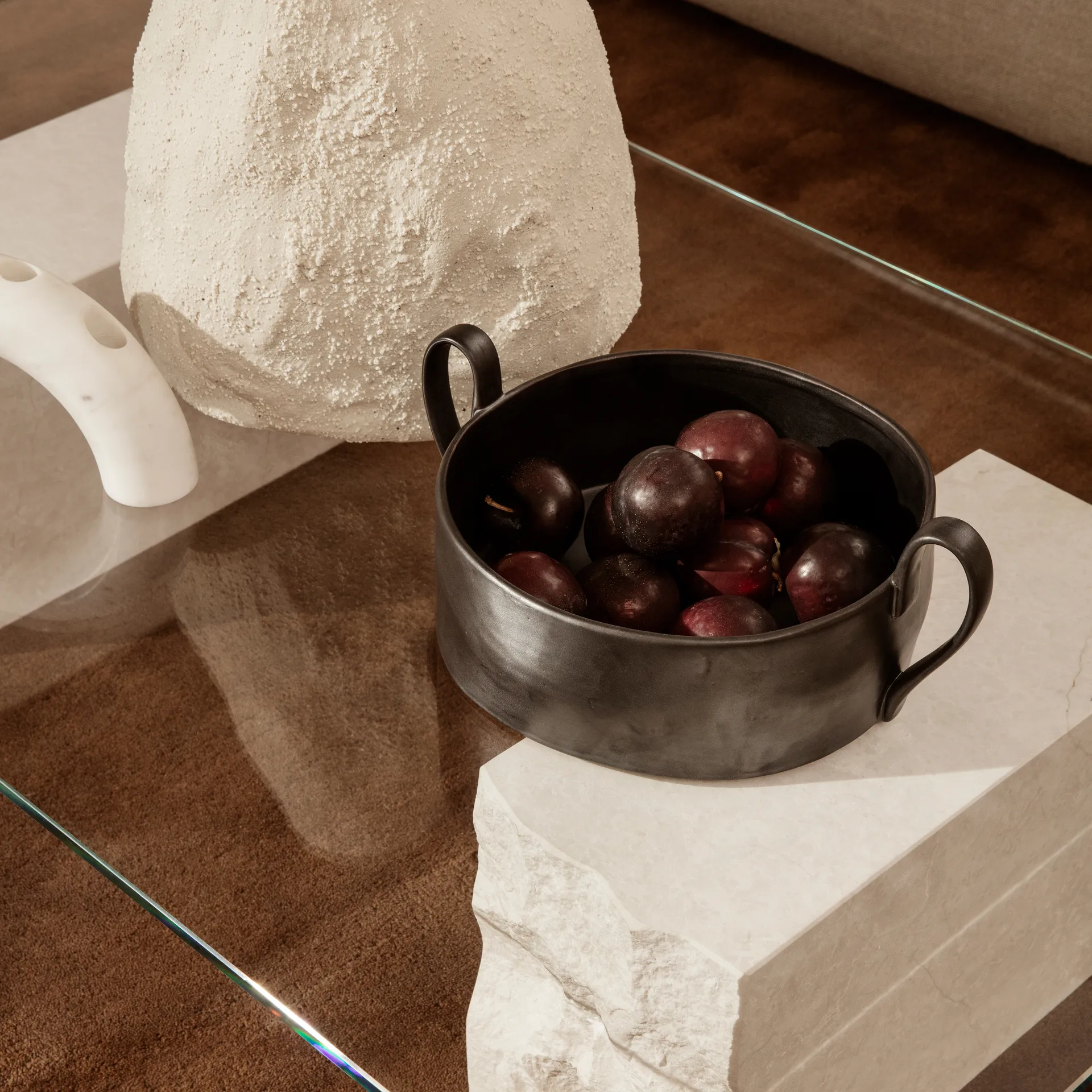 Flow διακοσμητικό μπολ, μαύρο Ferm Living