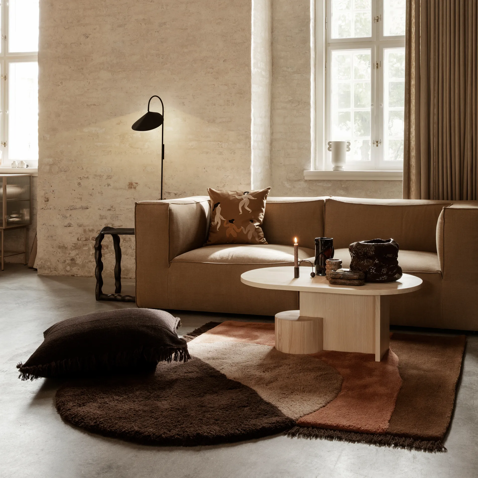 Free μαξιλάρι 50x50 cm, καφέ φύκια Ferm Living