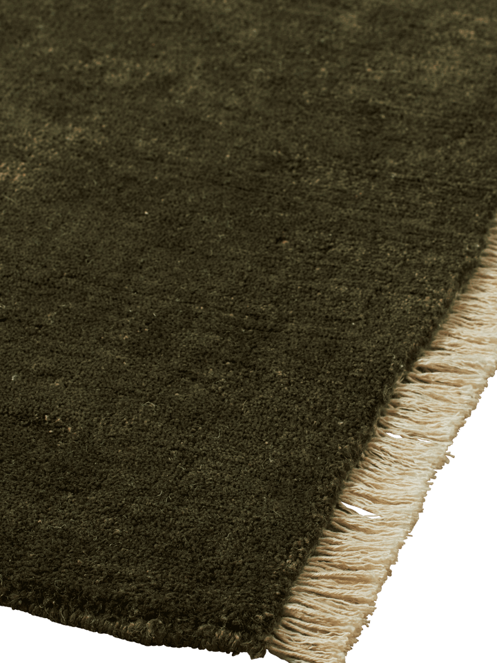 Gradia κηροπήγιο τετράγωνο 16x16 εκ., Dark olive, 170x240 cm Ferm Living