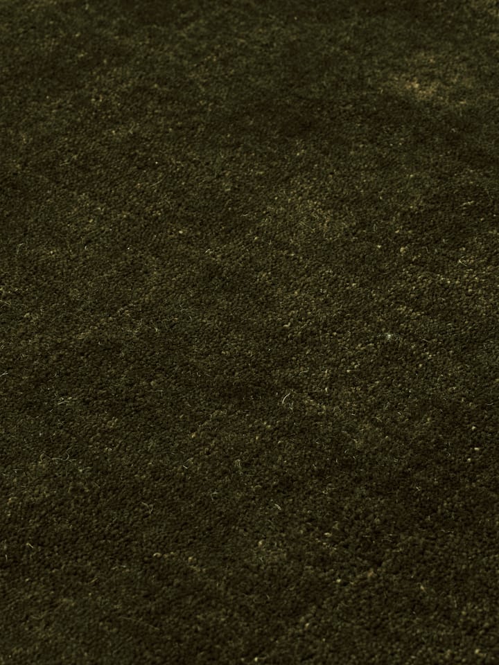 Gradia κηροπήγιο τετράγωνο 16x16 εκ., Dark olive, 170x240 cm Ferm Living