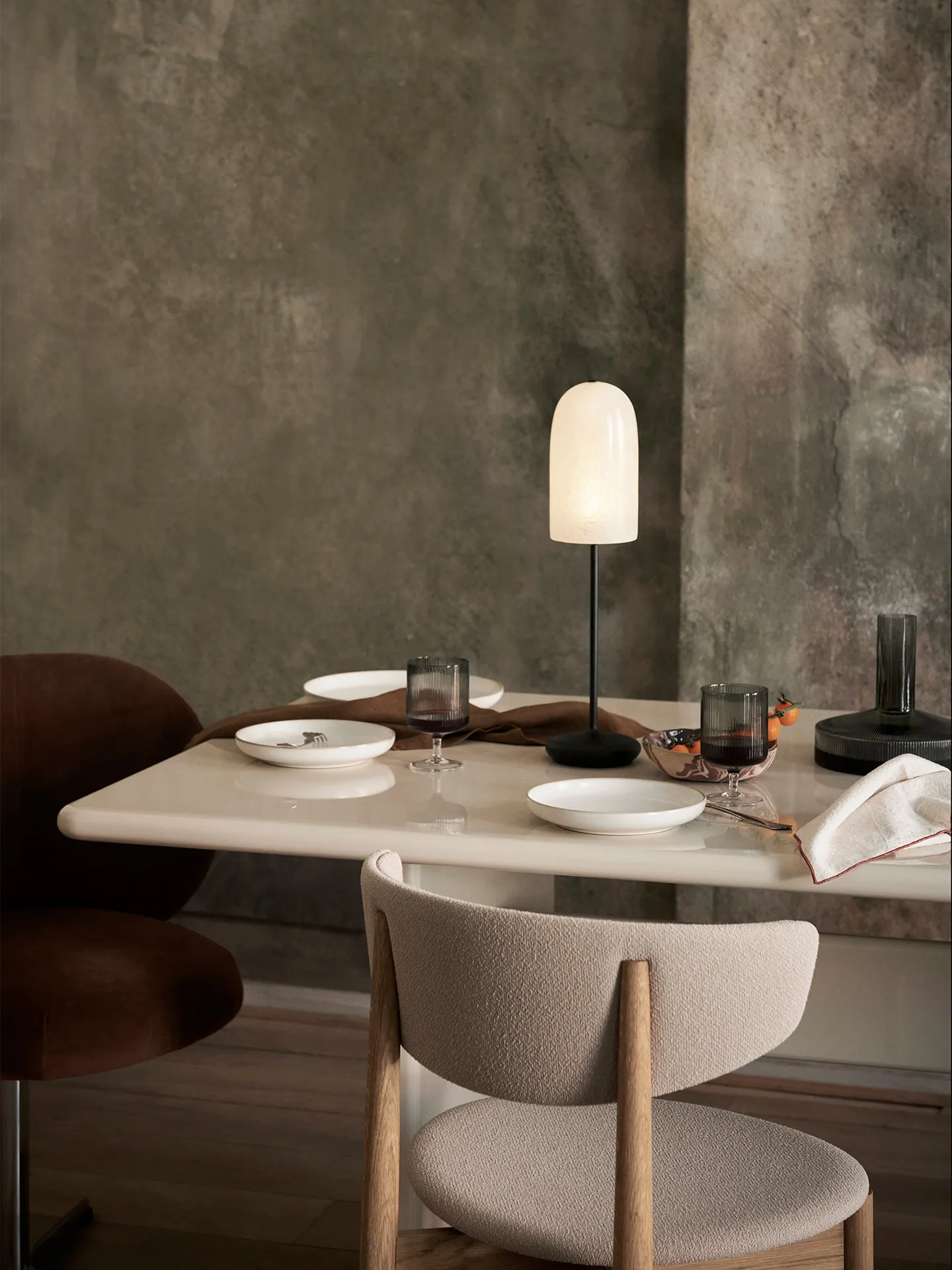 Gry επιτραπέζιο φωτιστικό, Μαύρο-Διαφανές Ferm Living