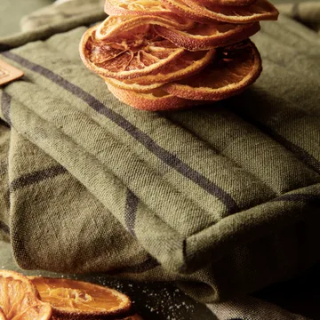 Hale γάντι φούρνου Συσκευασία 2 τεμαχίων - πράσινο-μαύρο - Ferm Living