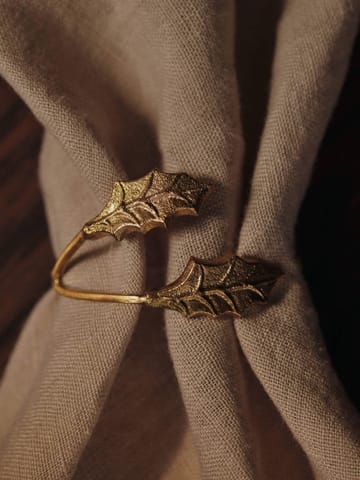 Δαχτυλίδι πετσέτας Holly leaf Ø5,3 cm 4-pack - Brass - Ferm Living