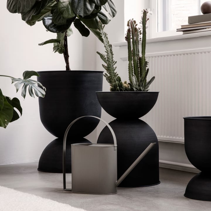 Hourglass γλάστρα μεσαία, Μαύρο-σκούρο γκρι Ferm Living