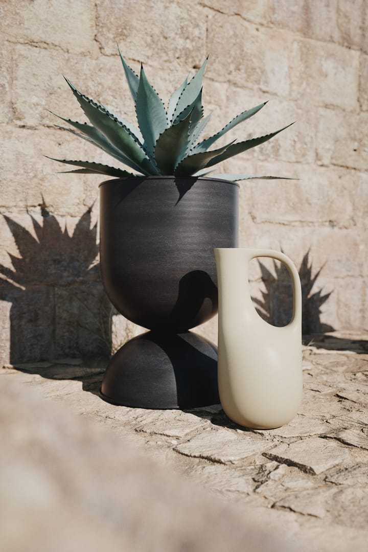 Hourglass γλάστρα μεσαία, Μαύρο-σκούρο γκρι Ferm Living