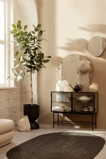 Hourglass γλάστρα μεσαία Ø40 cm - Μαύρο-σκούρο γκρι - Ferm Living