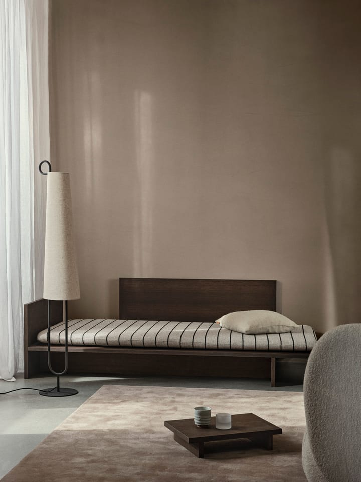 Kona βοηθητικό τραπεζάκι, Dark Stained oak veneer Ferm Living