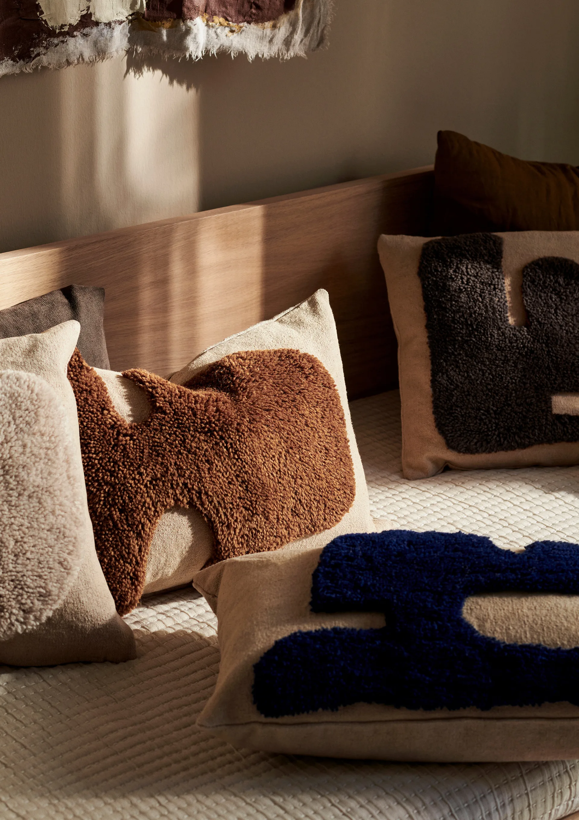 Lay ορθογώνιο μαξιλάρι 40x60 cm, Sand / Bright Blue Ferm Living