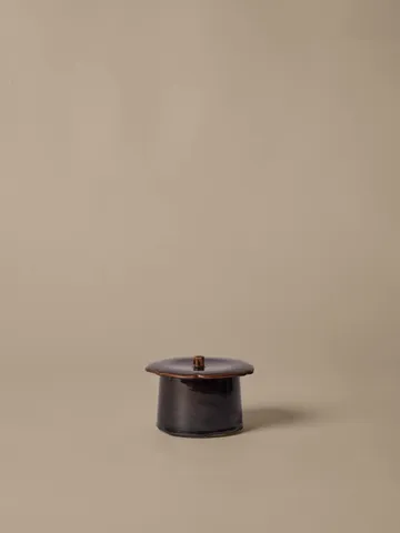 Βάζο Marnen με καπάκι - Carob brown, Ø11x9 εκ. - Ferm Living