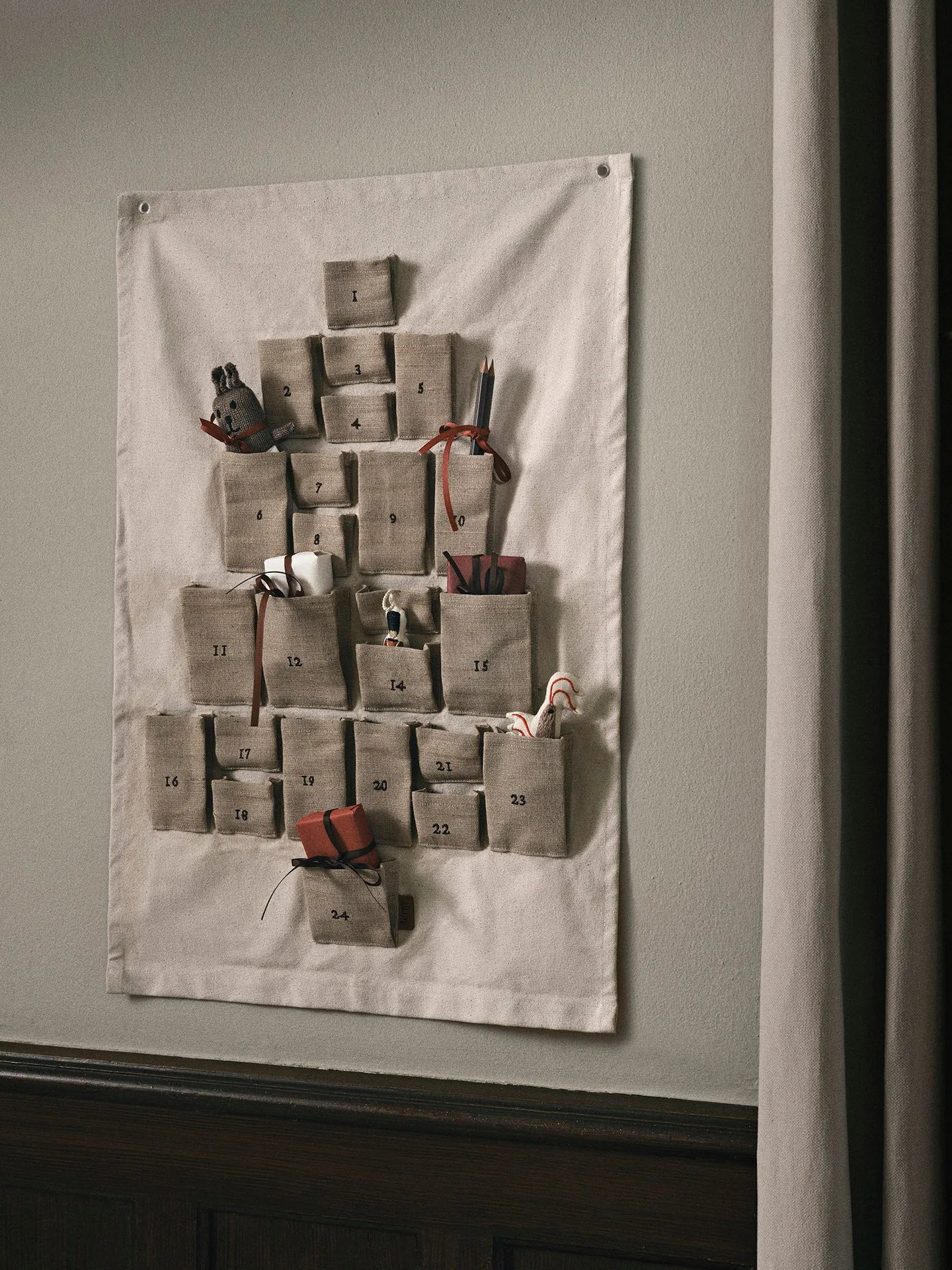 Χριστουγεννιάτικο ημερολόγιο από πεύκο, Maxi, 90x125 εκ Ferm Living