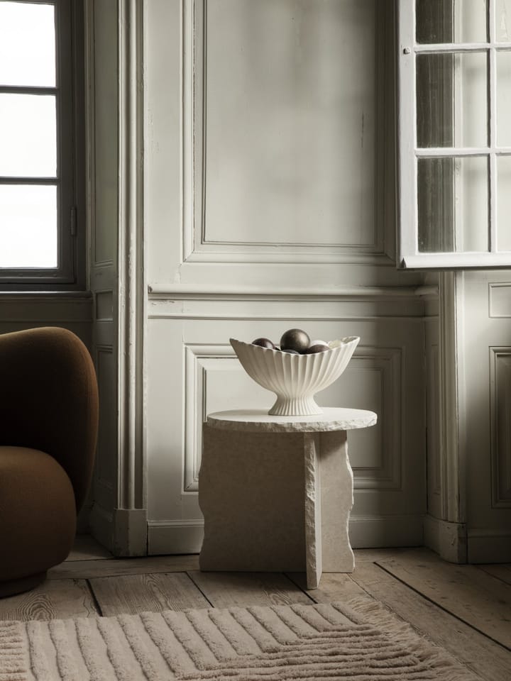 Mineral σκαλιστό τραπέζι 52cm, Bianco Curia Ferm Living