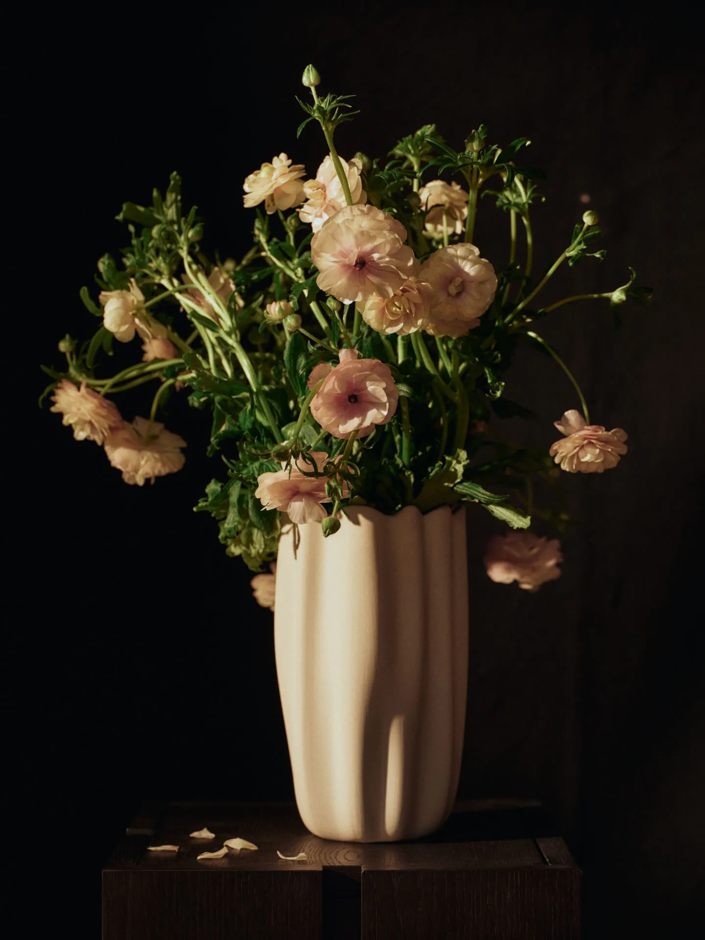 Nium βάζο, Off-white, 23 εκ. Ferm Living