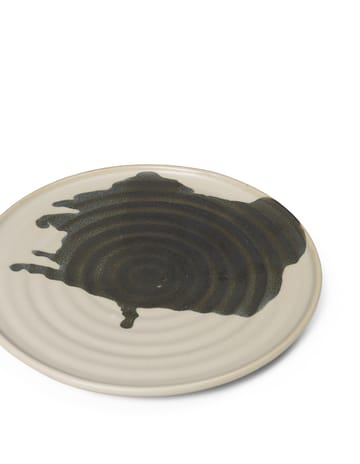 Μικρό πιάτο Omhu διαμέτρου 21 εκατοστών - off white-charcoal - Ferm Living