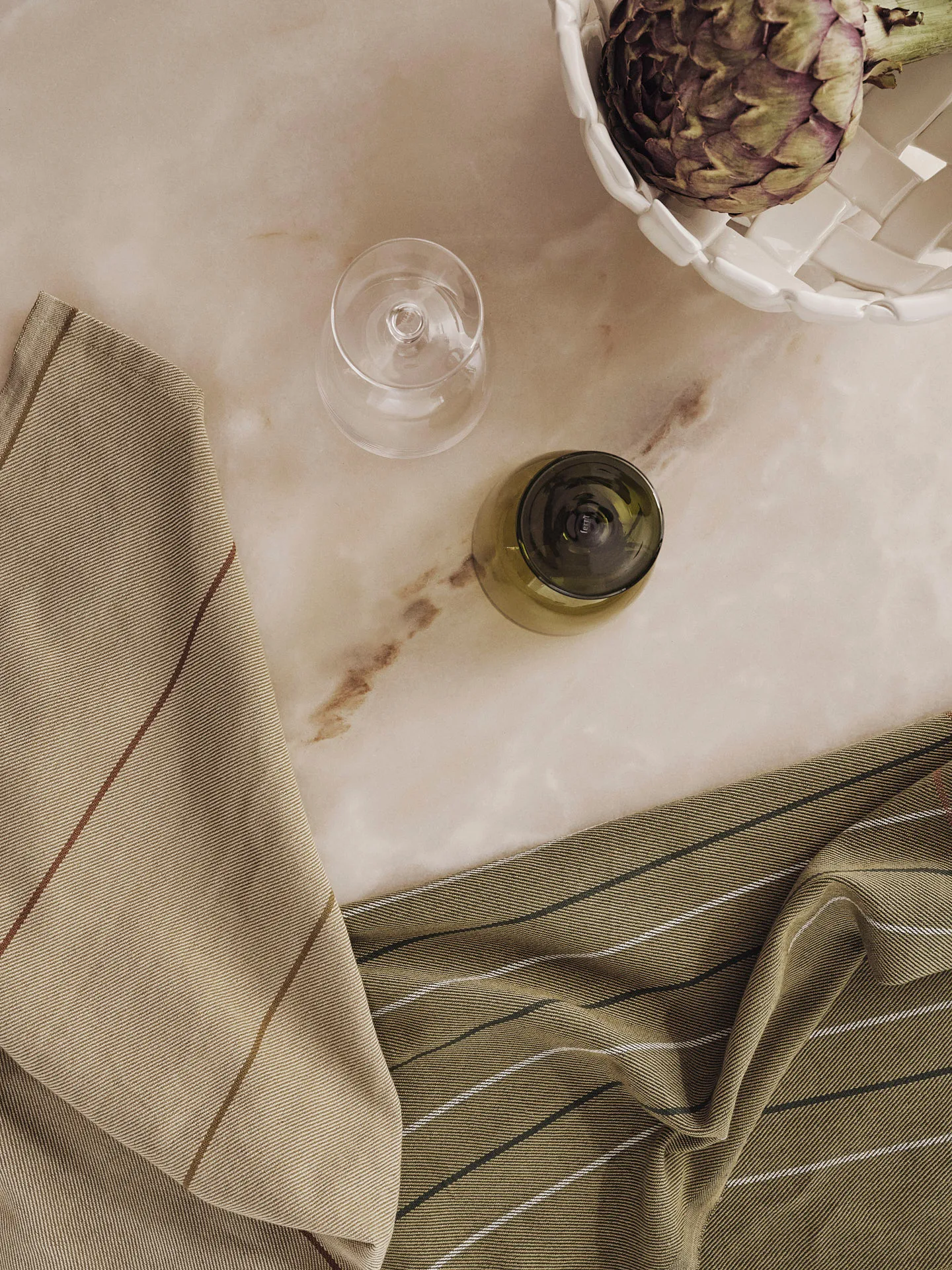 Orbelle δίσκος σερβιρίσματος με επίπεδα, Seaweed-flax Ferm Living