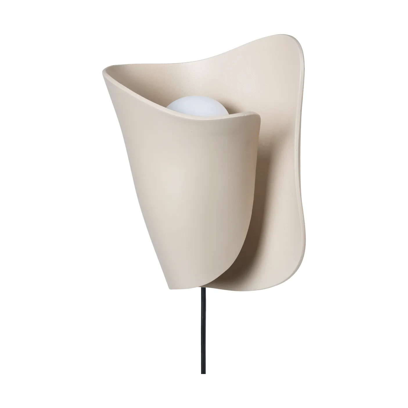 Oyster wall sconce επιτοίχιο φωτιστικό, Light cashmere Ferm Living