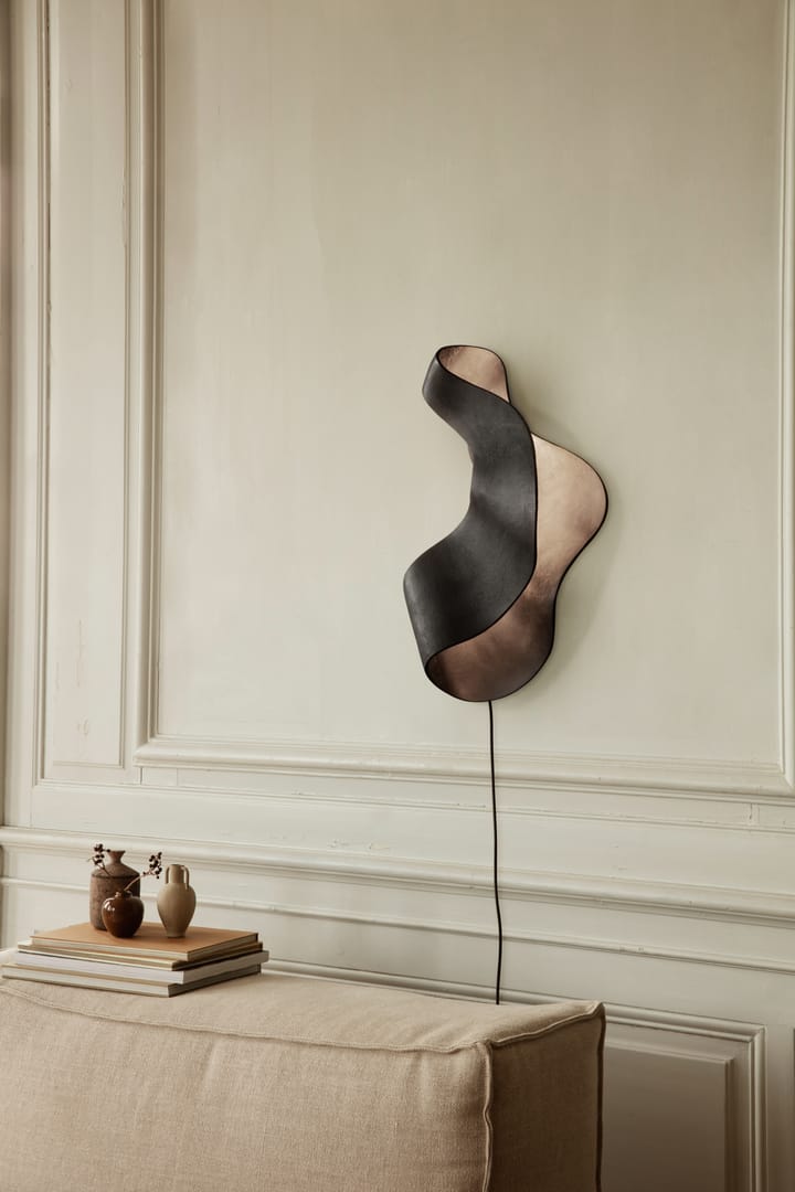 Oyster φωτιστικό τοίχου, Μαύρο Ferm Living