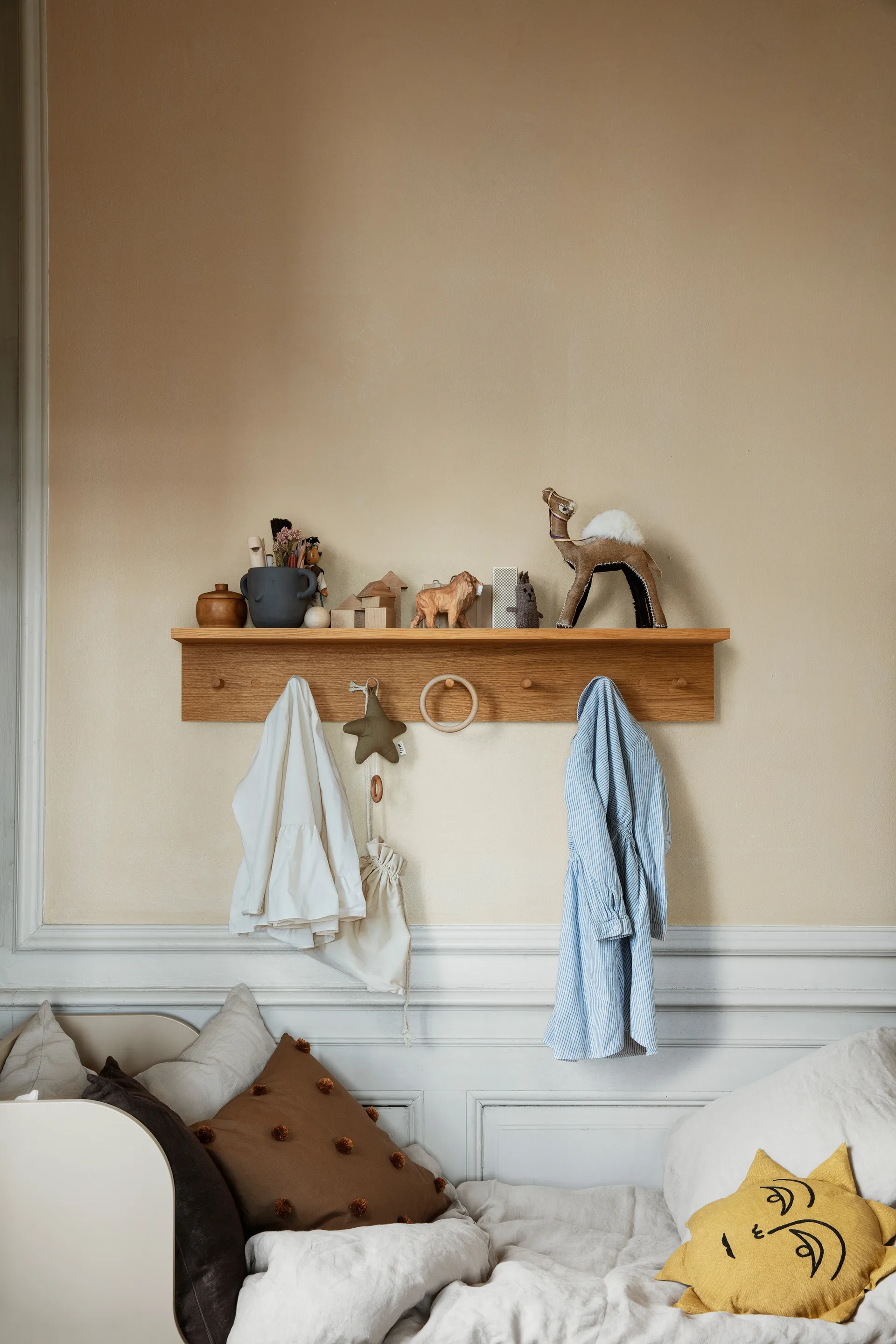 Place Rack άγκιστρα και ράφι δρυς, Μεγάλο Ferm Living