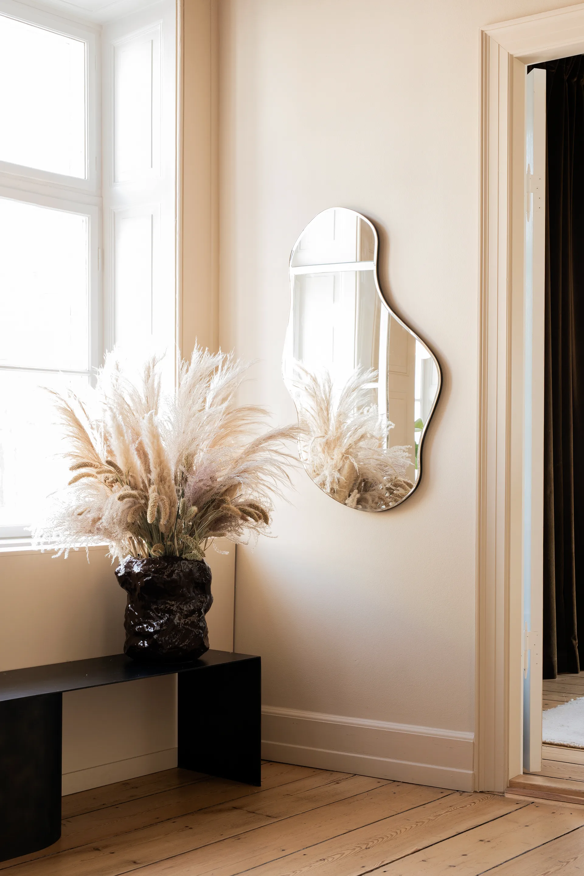 Pond καθρέφτης μεγάλος, Σκούρο Ferm Living