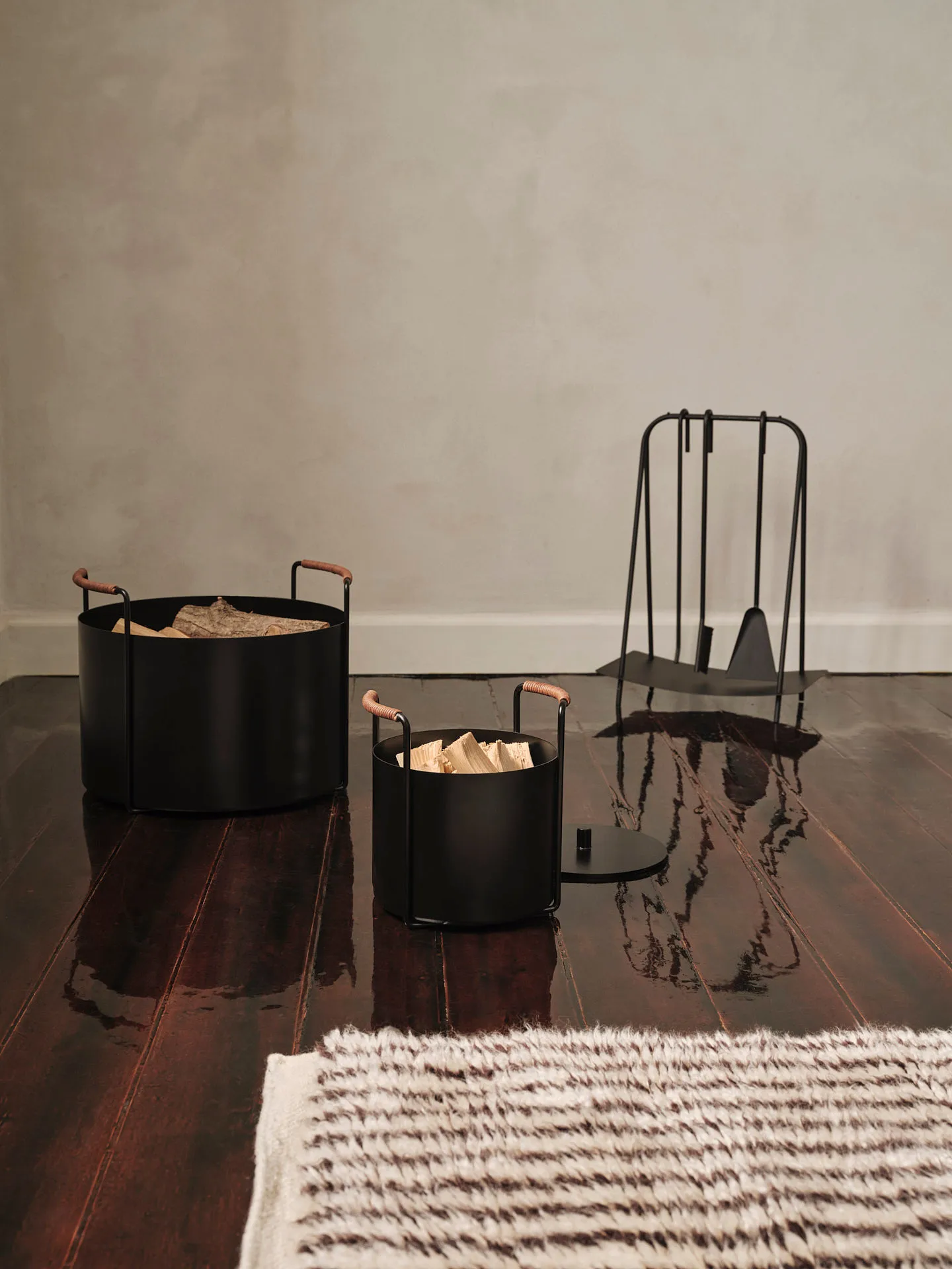 Port καλάθι ξύλων 42x40x32,4 εκ., Black Ferm Living