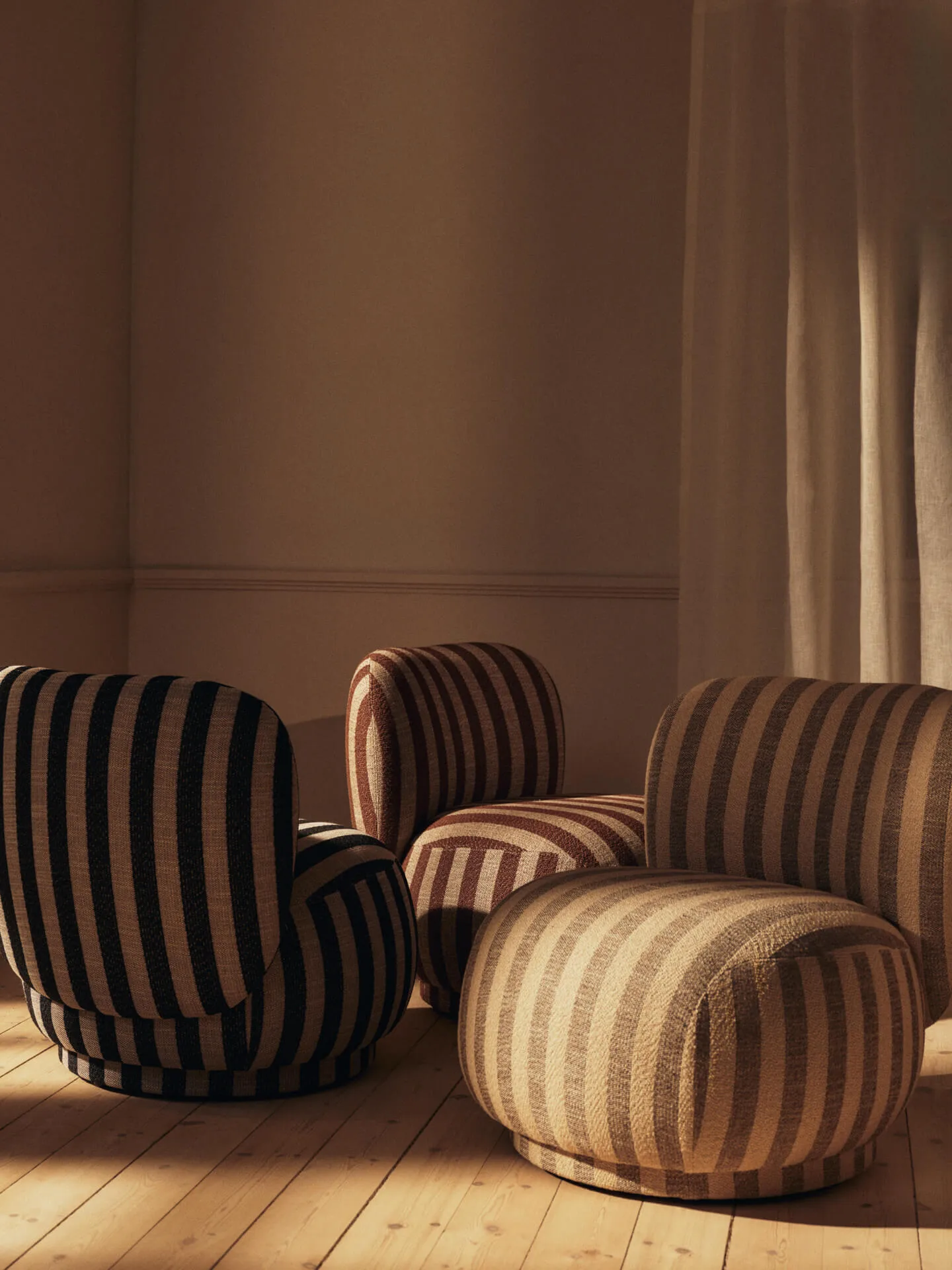 Rico lounge chair piccolo πολυθρόνα, Louisiana, Sand-off-white Ferm Living