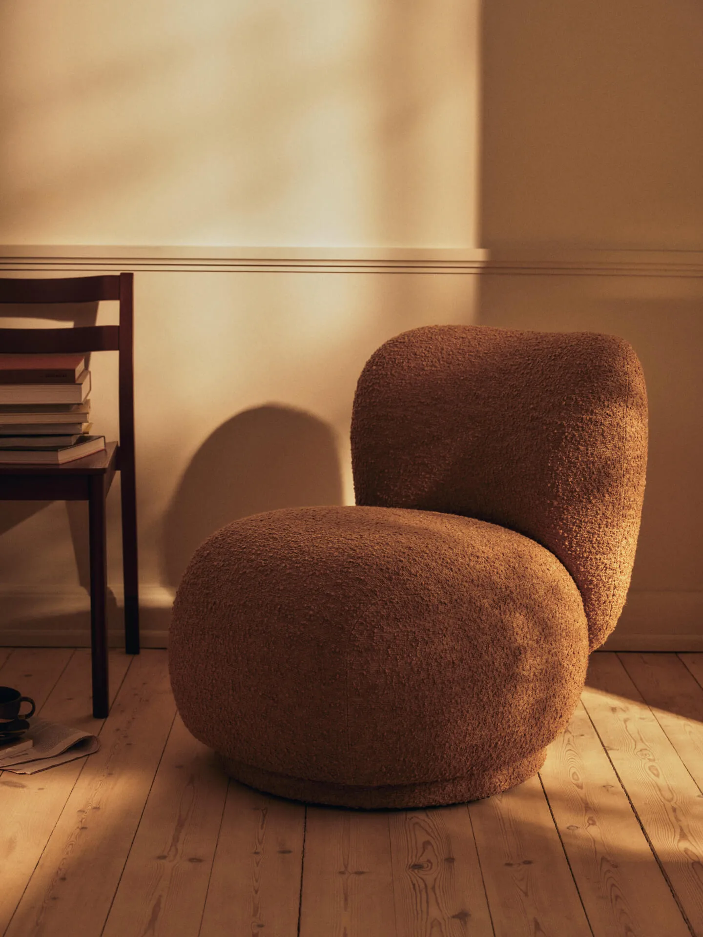 Rico lounge chair raw bouclé piccolo πολυθρόνα, Tan Ferm Living