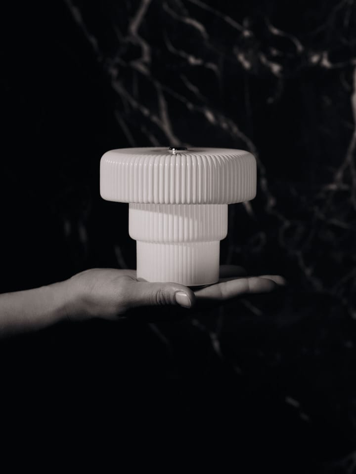 Ripple φορητό επιτραπέζιο φωτιστικό 10 cm, White Ferm Living