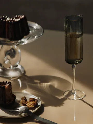 Ripple Champagne flutes ποτήρια σαμπάνιας 15 cl 2 τεμάχια - Smoked Grey - Ferm Living