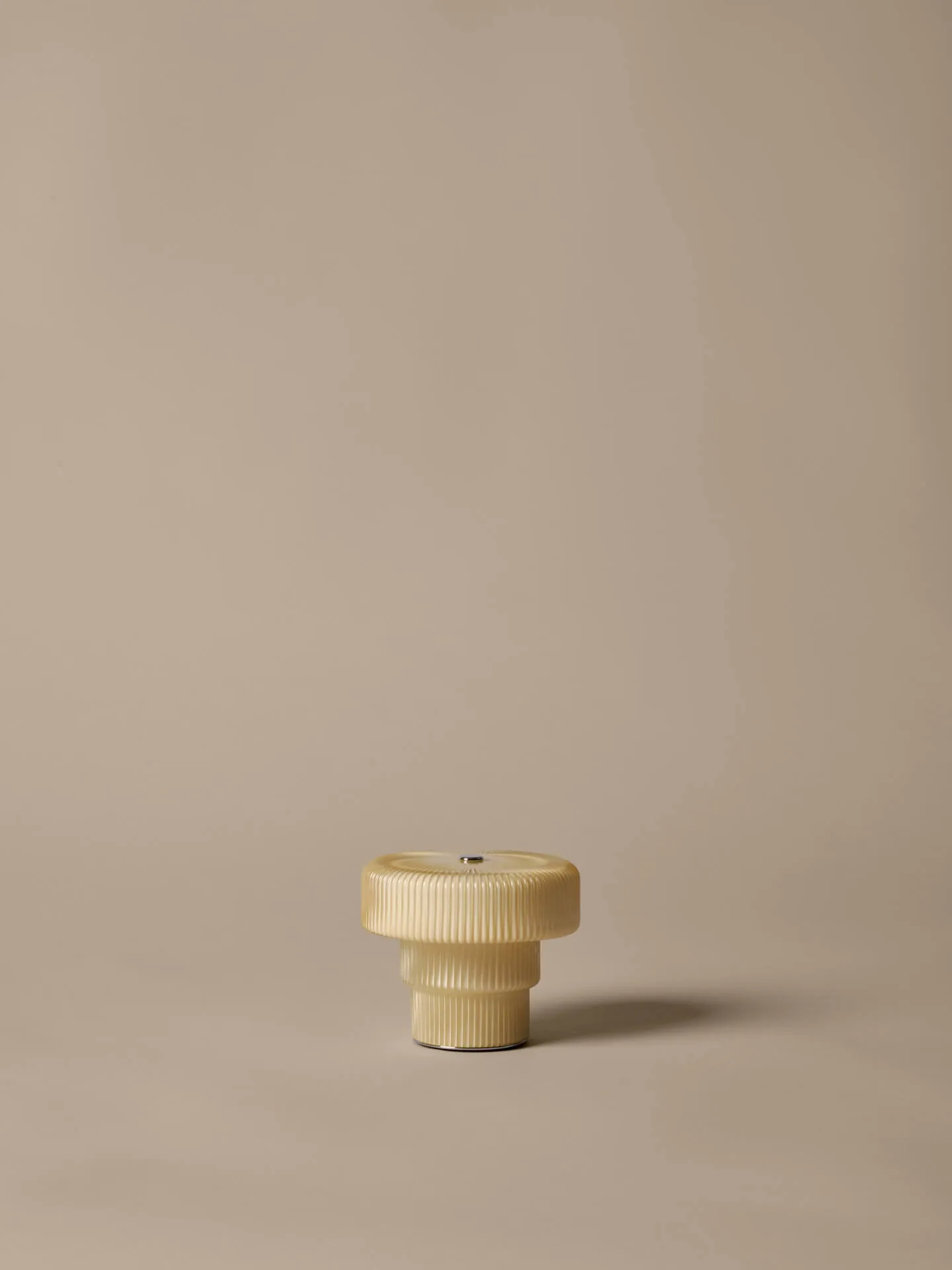 Rivan display βιβλιοθήκη, Oat, 10 cm Ferm Living