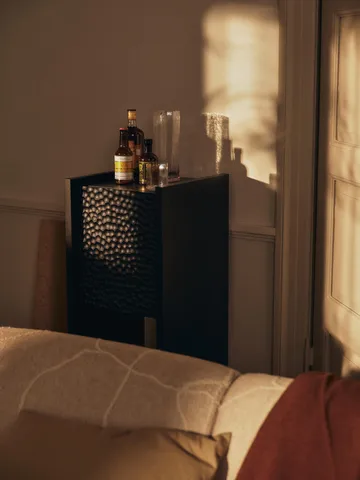 Scarni ντουλάπι - Μαυροβαμμένη βελανιδιά, 38x40x100 εκ. - Ferm Living