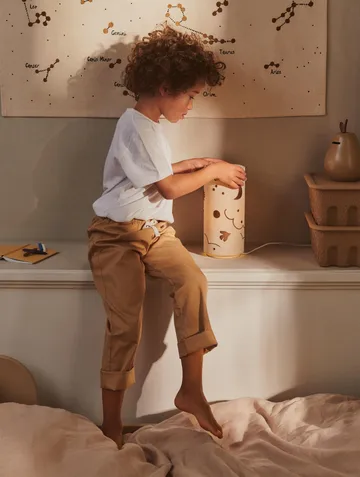 Skye επιτραπέζιο φωτιστικό - Natural-bronze - Ferm Living