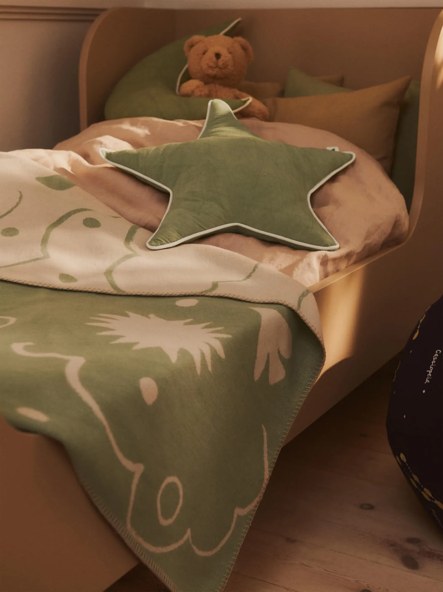 Skye ριχτάρι, Tea green-parchment, 80x120 εκ. Ferm Living