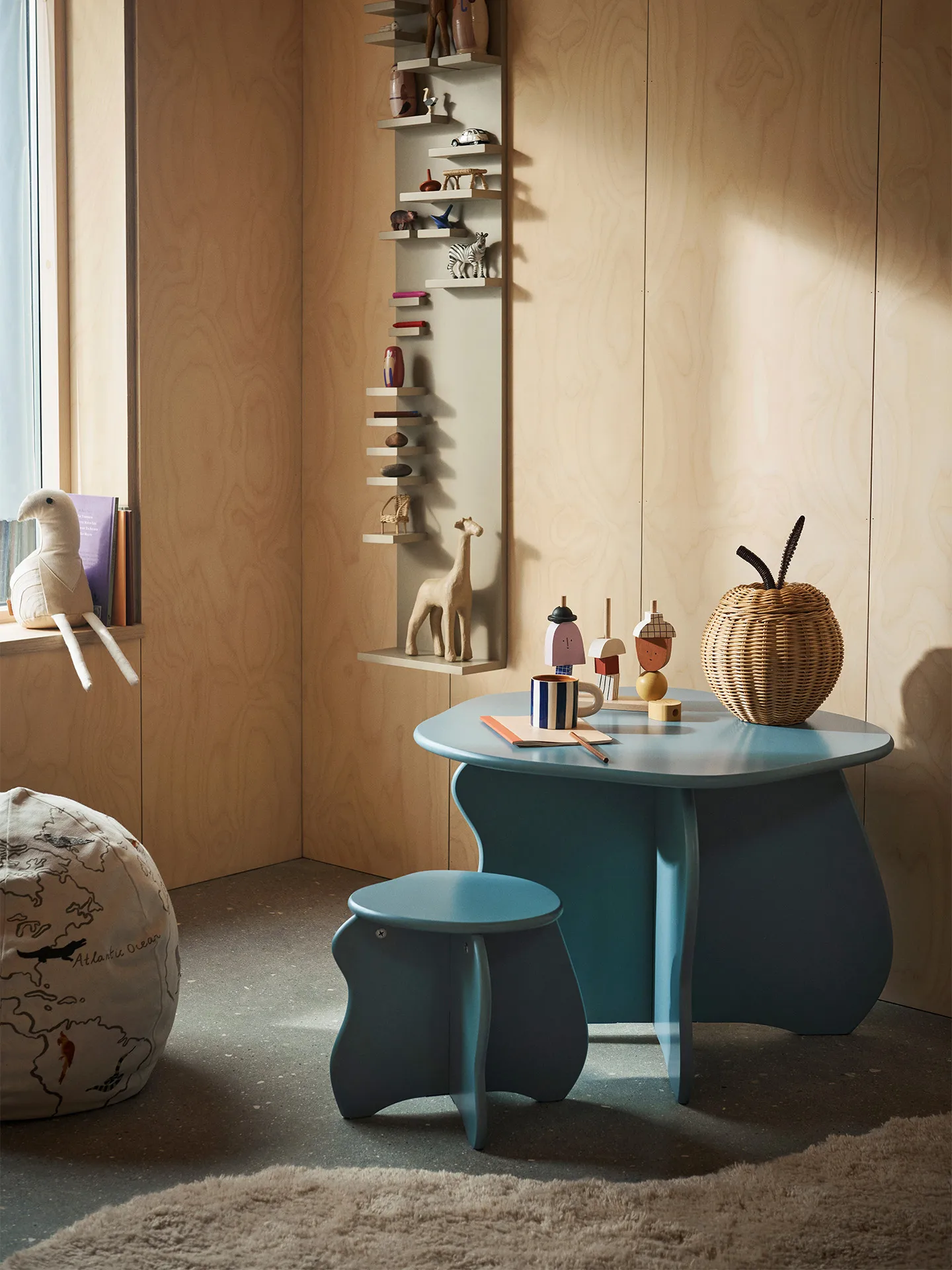 Slope σκαμπό, Καταιγίδα Ferm Living