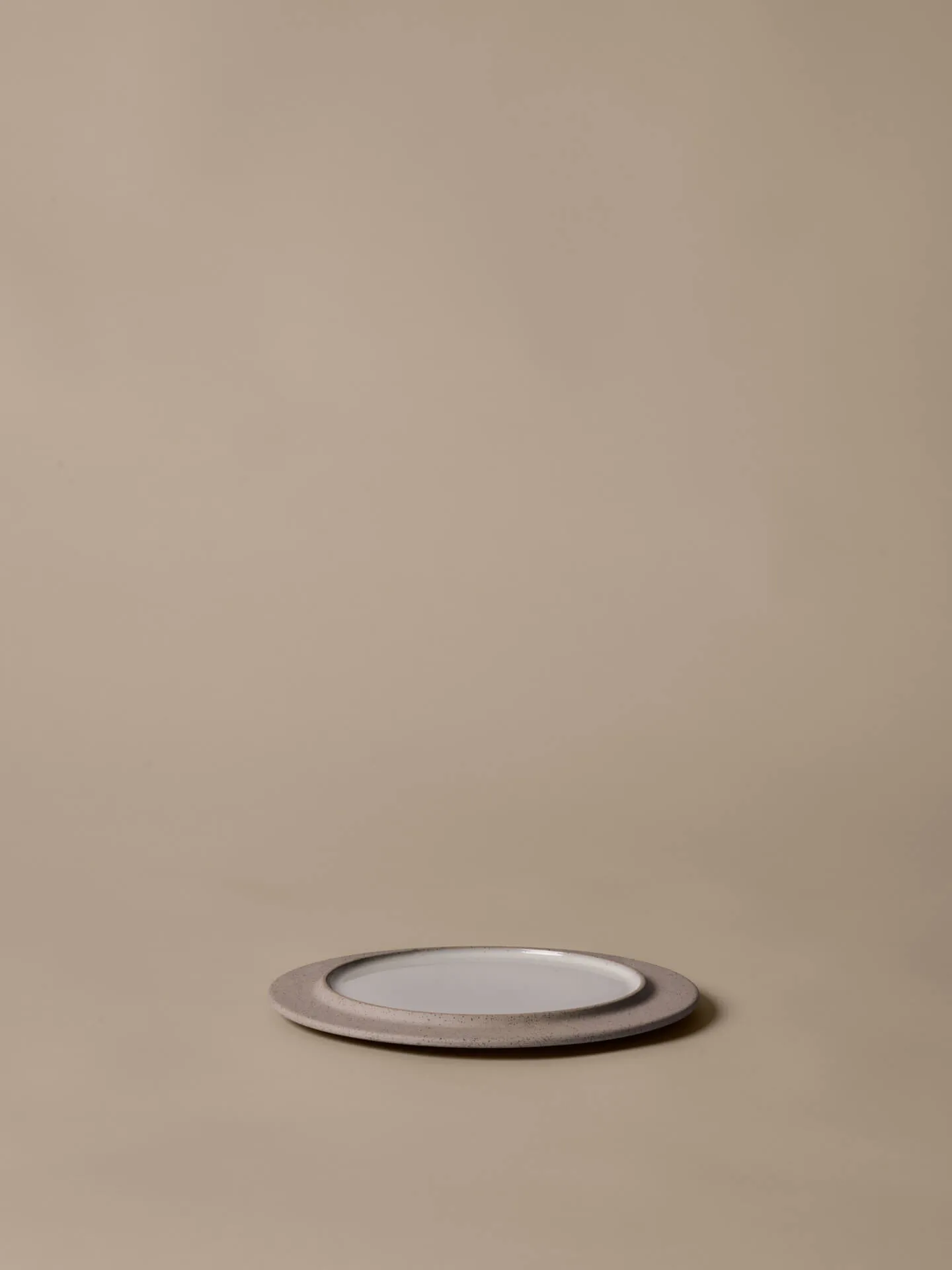 Sonae πιάτο 2-pack, Γκρι-λευκό, Ø22 εκ. Ferm Living