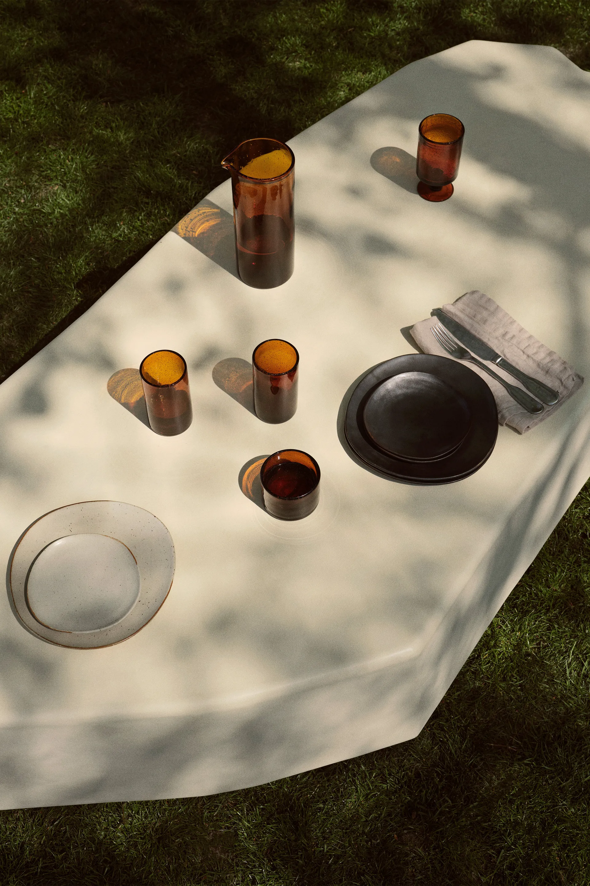 Staffa τραπεζάκι του καφέ 163,5x82,4 cm, Ελεφαντόδοντο Ferm Living