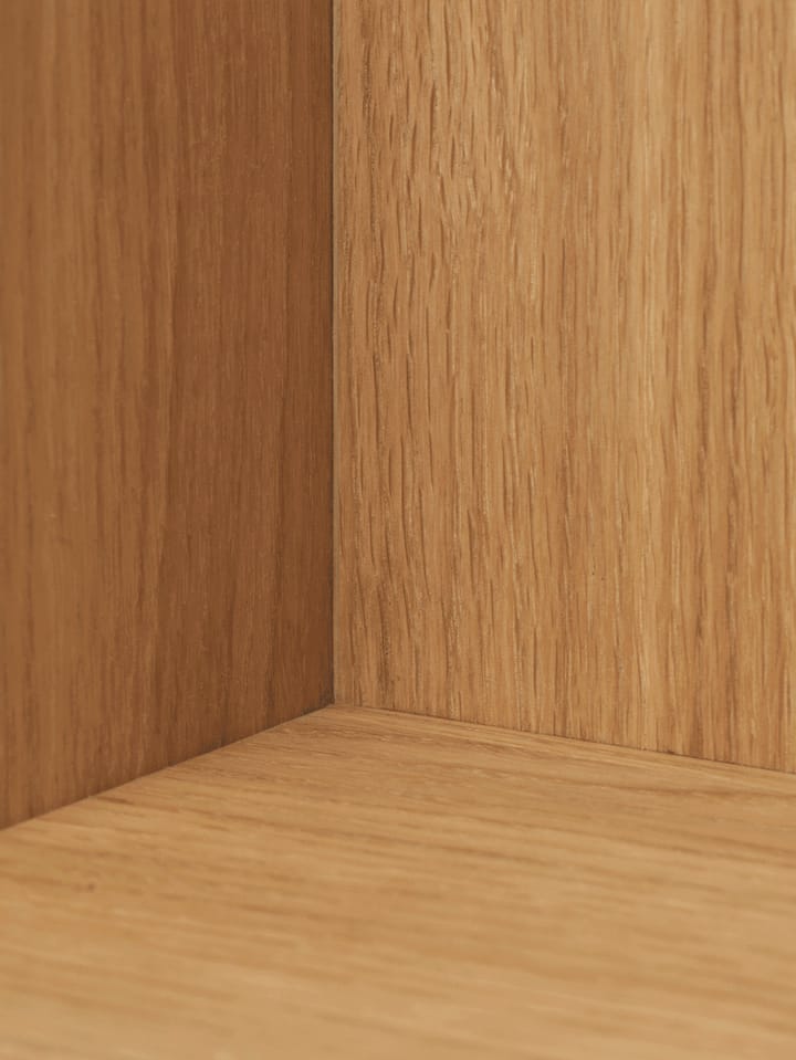 Stagger ράφι low, Oiled Oak Ferm Living