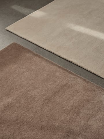 Θυσανωτό χαλί Stille - Ash Brown, 140x200 cm - Ferm Living