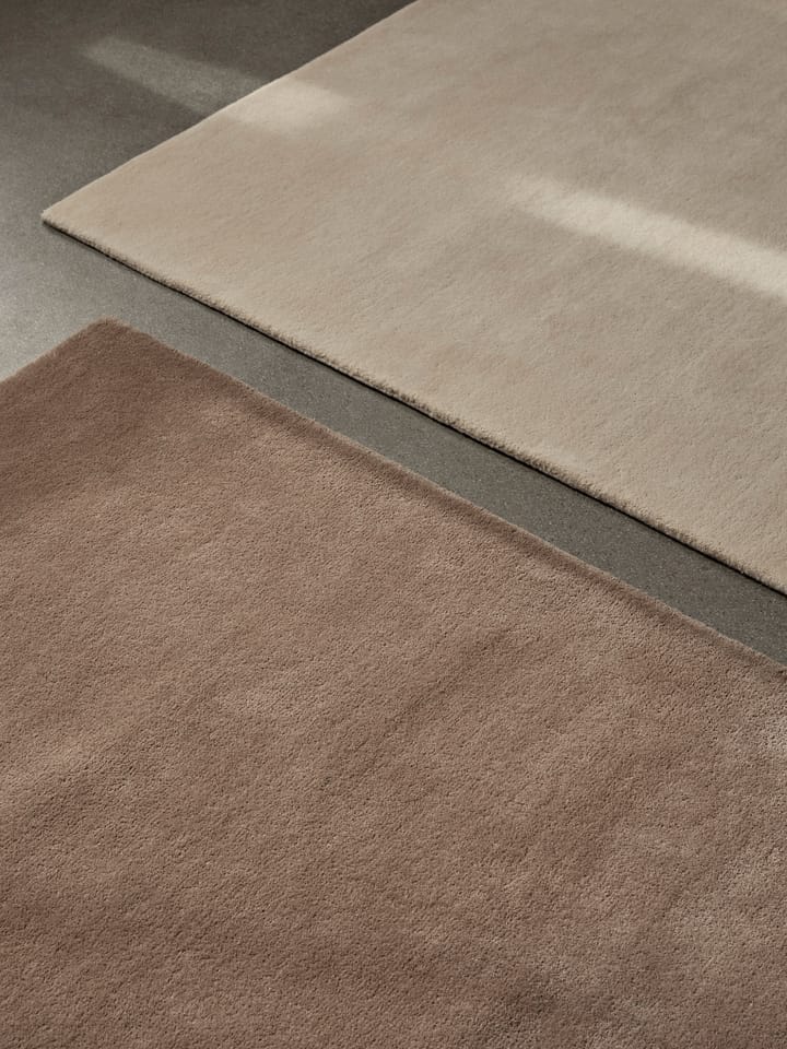 Θυσανωτό χαλί Stille, Ash Brown, 200x300 cm Ferm Living
