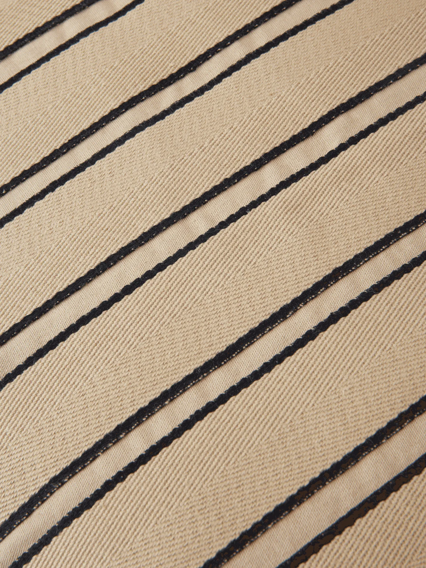 Twill μαξιλαροθήκη 50x50 cm, Cashmere-black Ferm Living