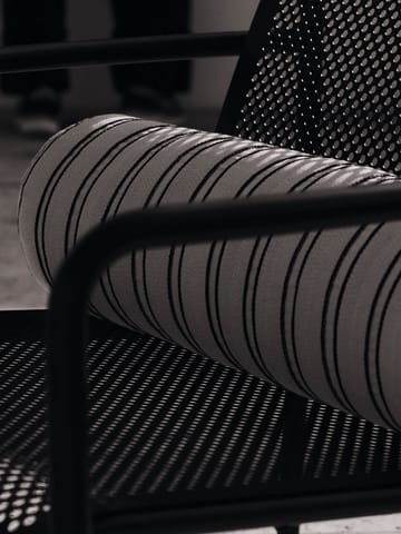 Twill bolster cylinderkudde - Off-white-black - Ferm Living