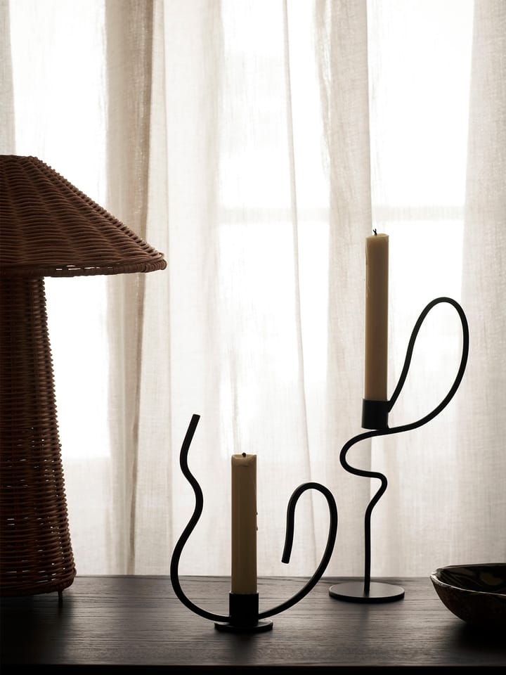 Valse κηροπήγιο low, Μαύρο Ferm Living