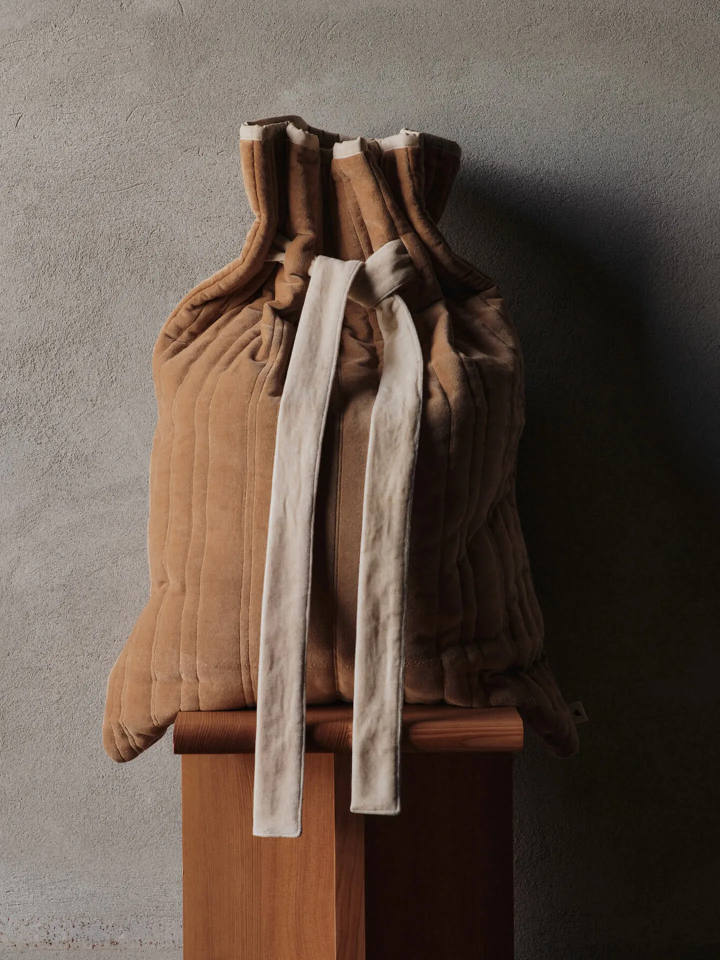 Vari quilted σακούλα 50x70 εκ., Velvet-tan Ferm Living