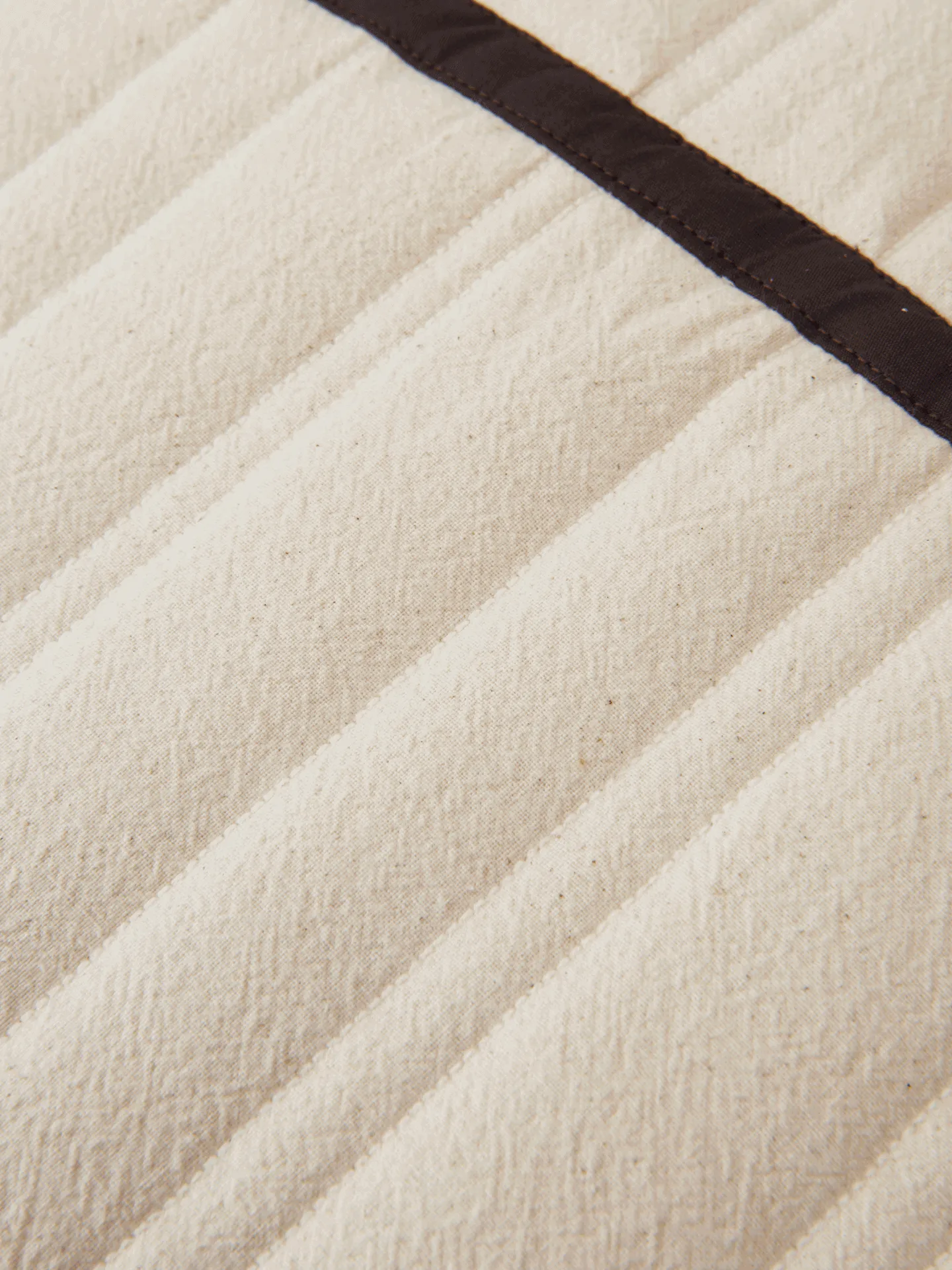 Vari quilted μαξιλάρι 60x80 cm, Natural-dark chocolate Ferm Living