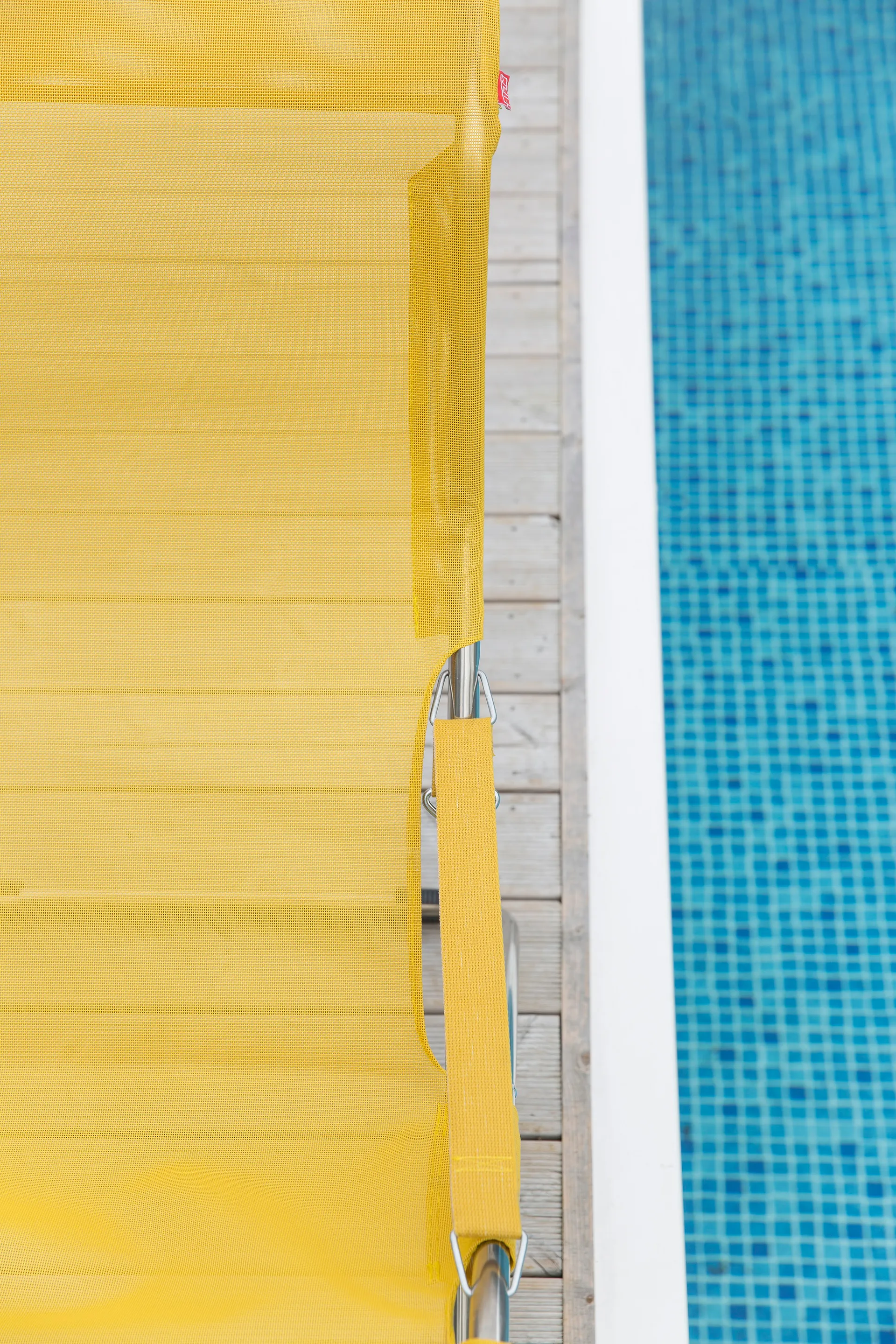 Fiesta ξαπλώστρα, Mustard Fiam