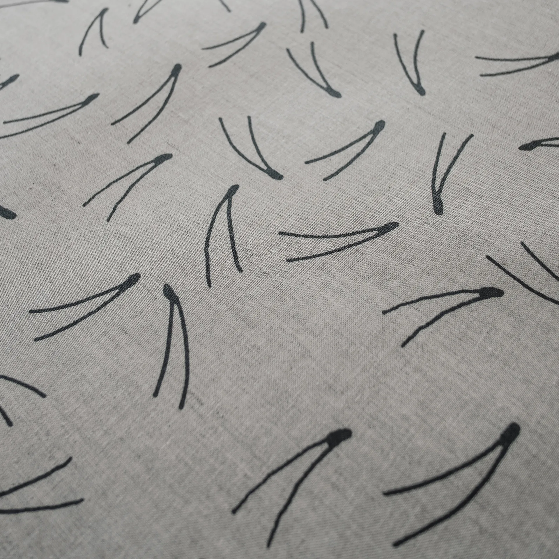 Barr τραπεζομάντιλο 137x238 cm, Μαύρο-φυσικό Fine Little Day