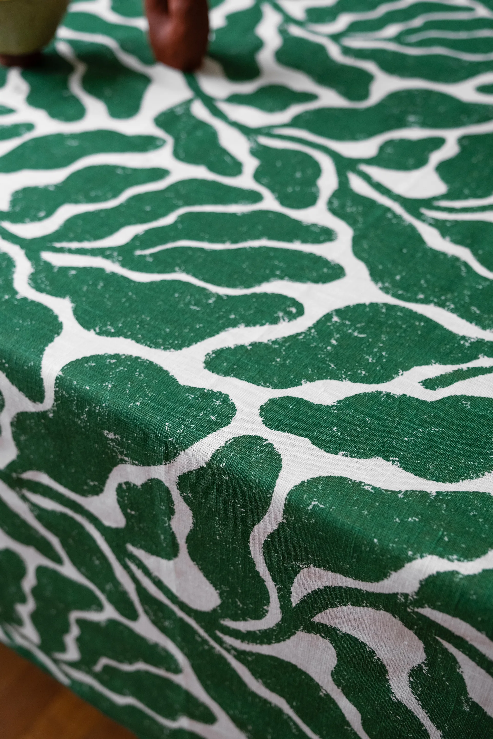 Leaves τραπεζομάντηλο, Green, 149x250 cm Fine Little Day