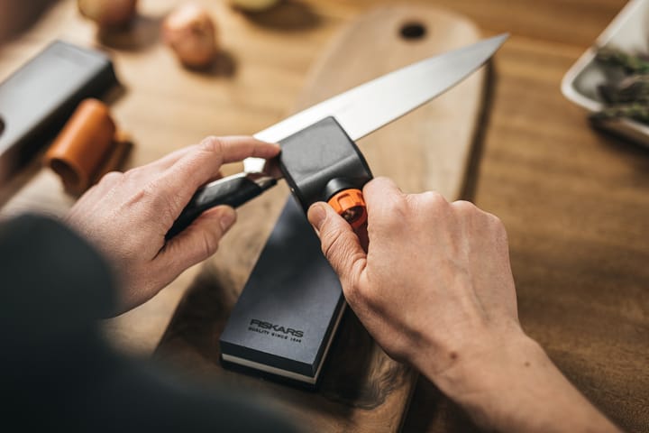 Fiskars σε ακονίσματος μαχαιριών, Μαύρο-πορτοκαλί Fiskars